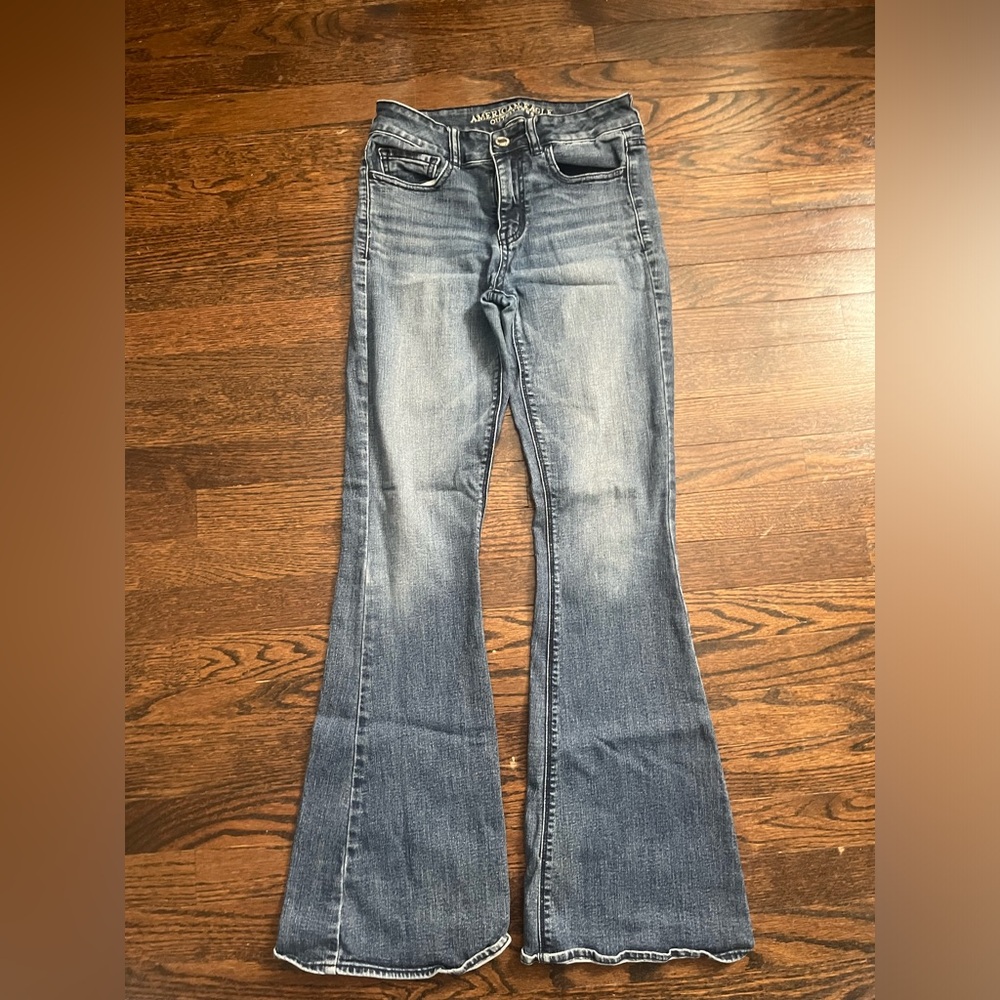 14) American Eagle hi-rise flare jeans size 2